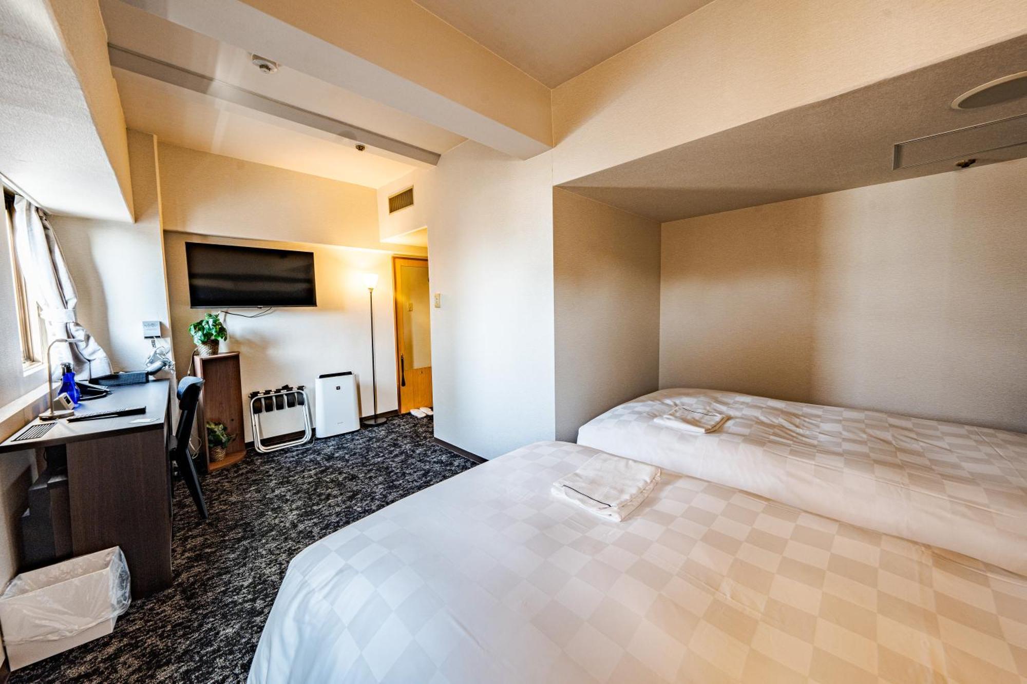 Hotel Consort Shin-Osaka Exterior photo